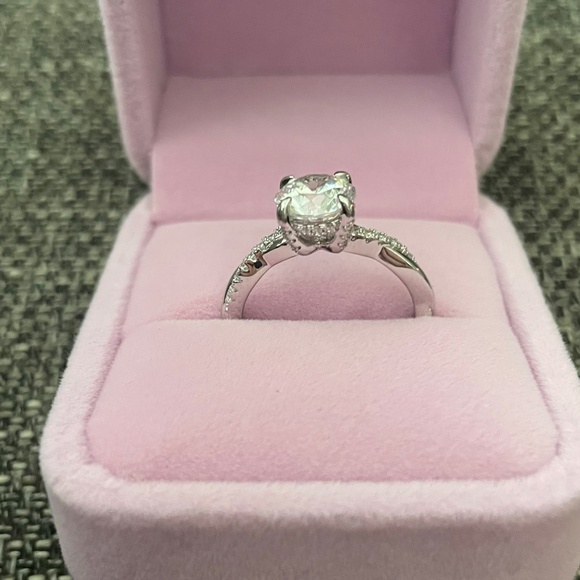 14K White Gold Twisted Ring 14K Gold 2ct Round Cut Moissanite Rings Hidden Halo - Picture 3 of 4